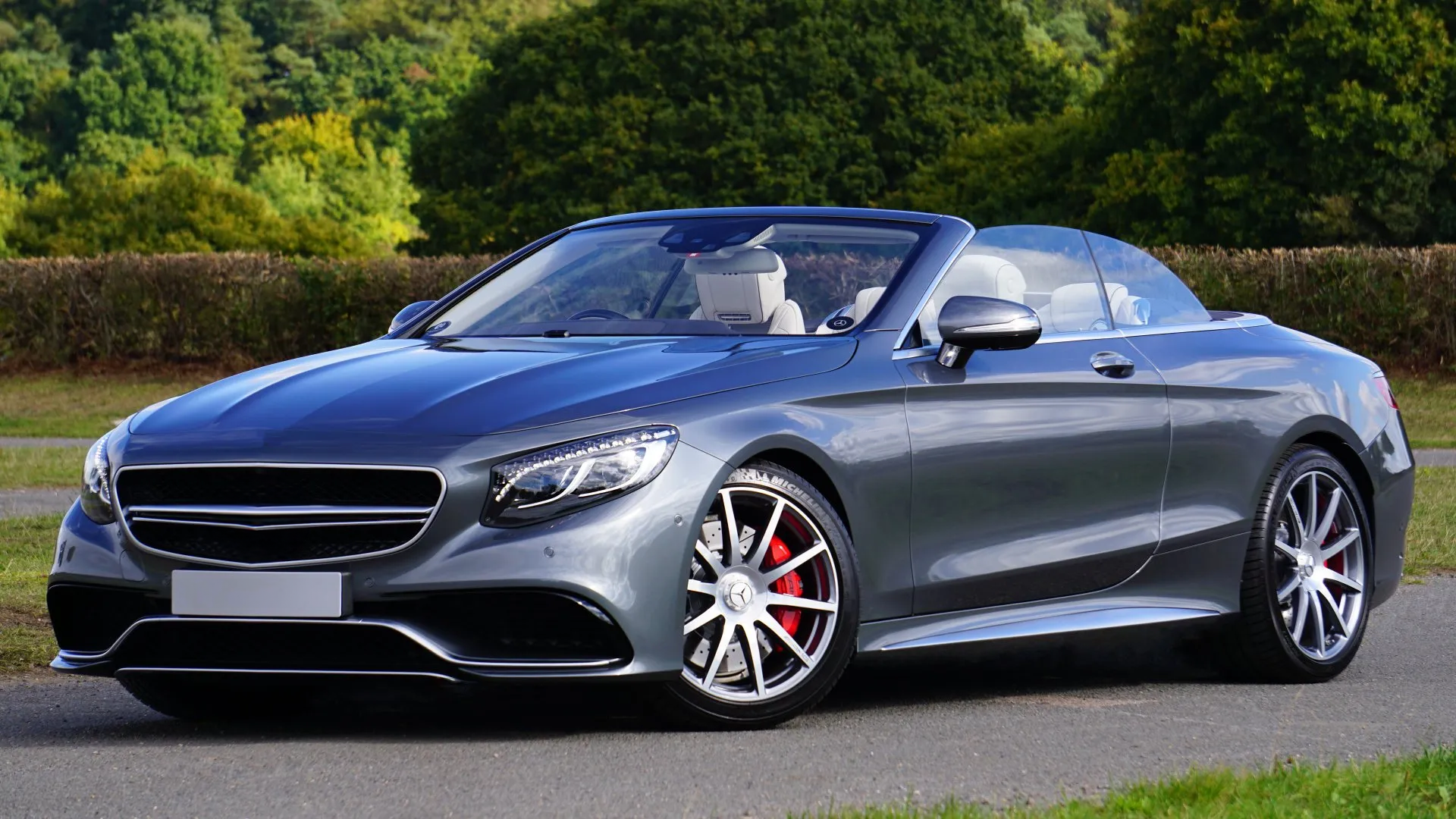 Mercedes-Benz